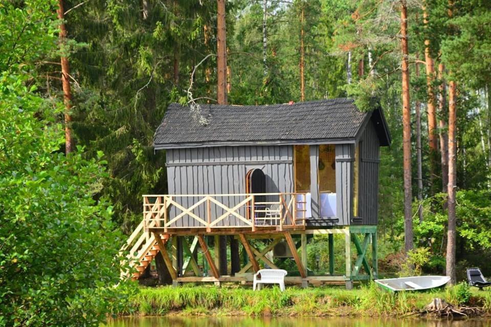 Dragon House In The Tree! Jacuzzi, Sauna ,Cinema,Heated Lici  Exteriör bild